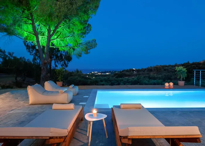 Vila Oliveβayvilla Tragaki